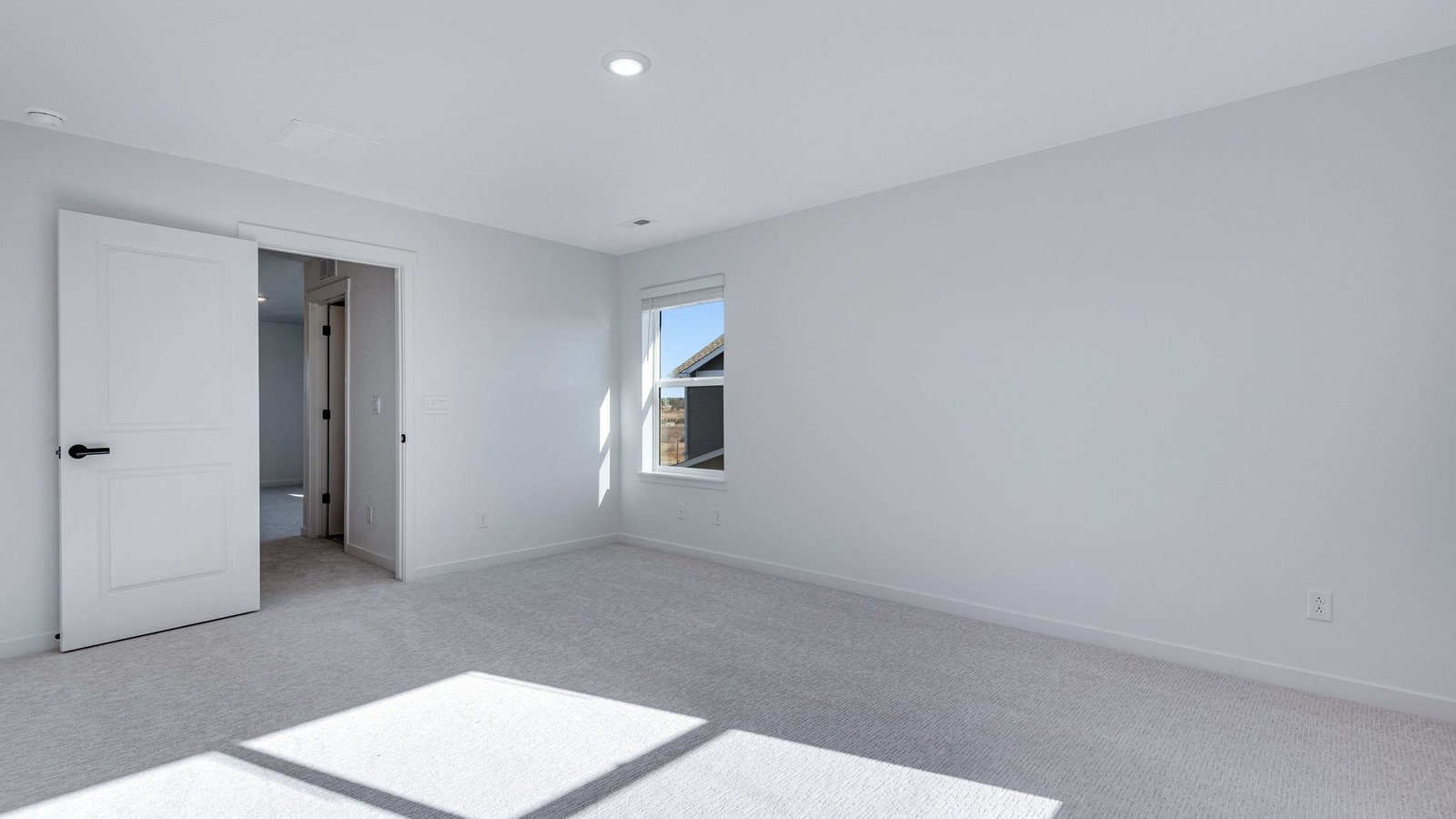 Primary bedroom of Henley floor plan