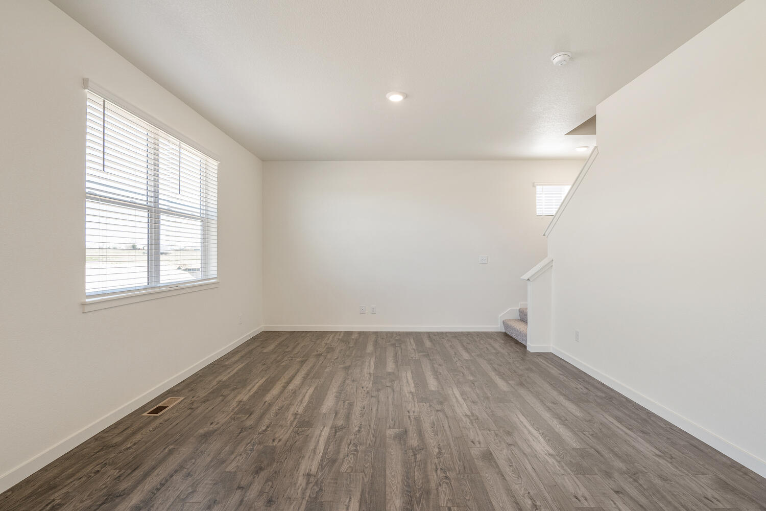 New Homes in Mead, CO at the Lakeside Canyon by D.R. Horton