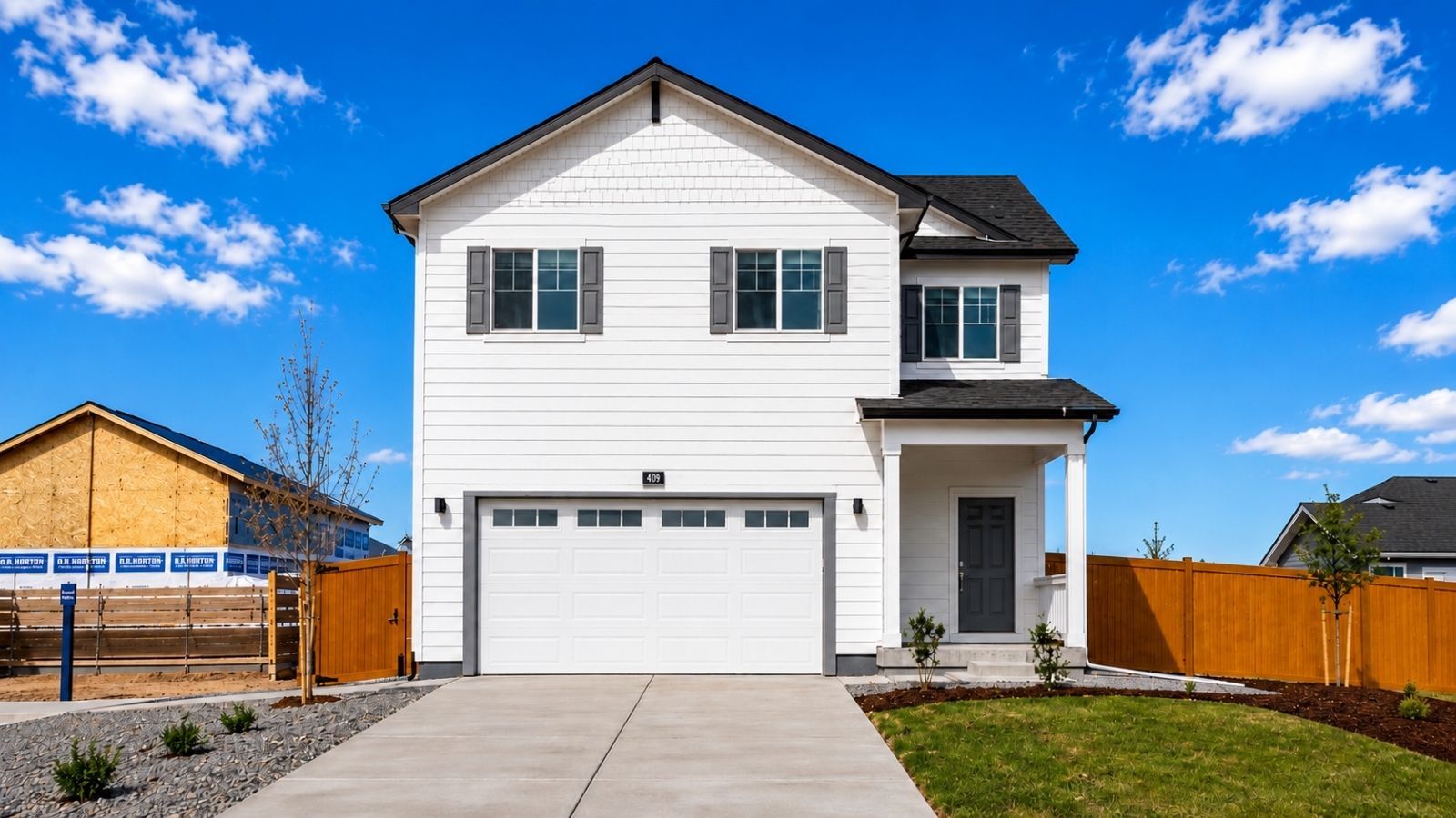exterior of edmon colorado springs home by d.r. horton