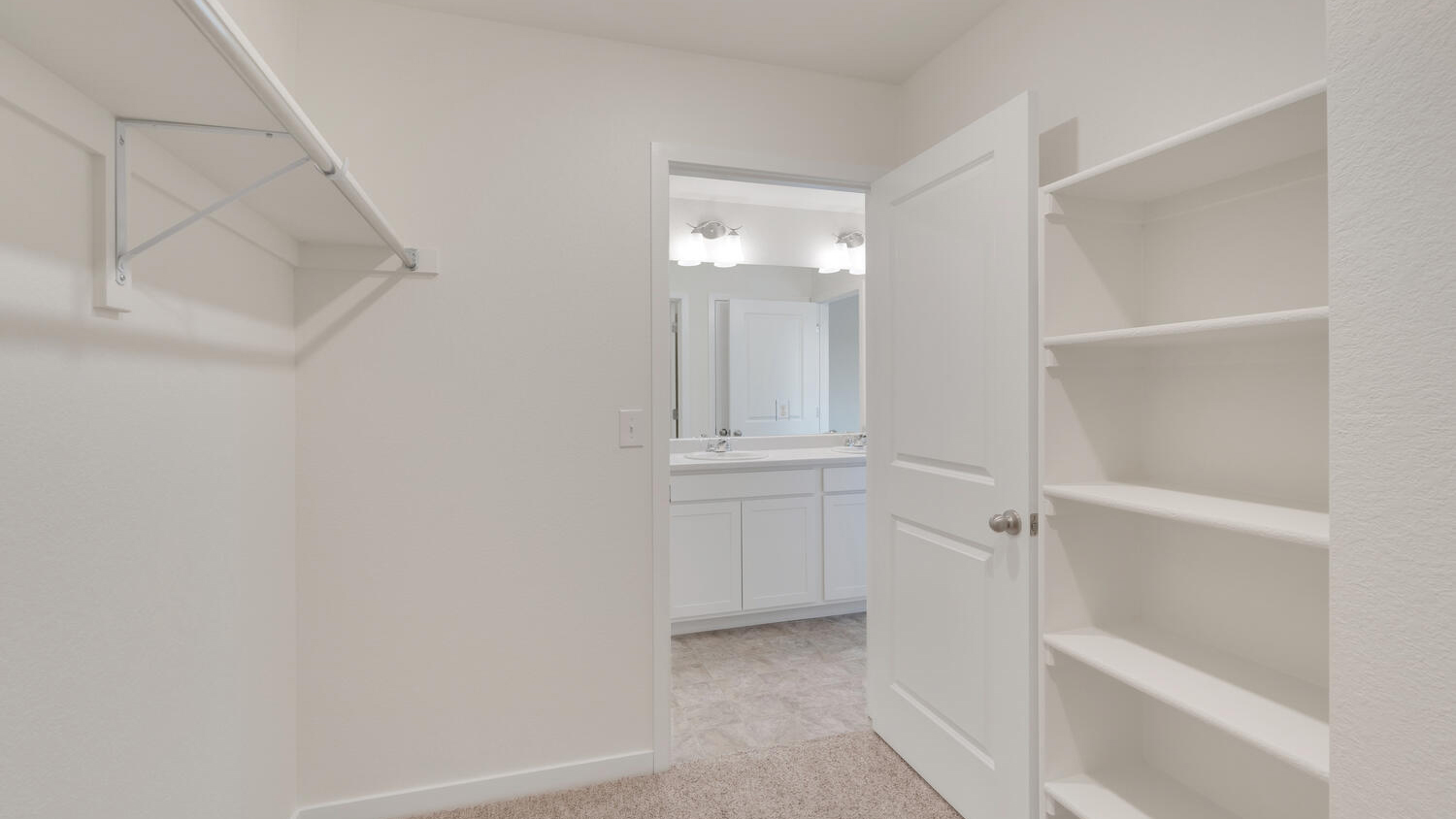 walk in closet new home