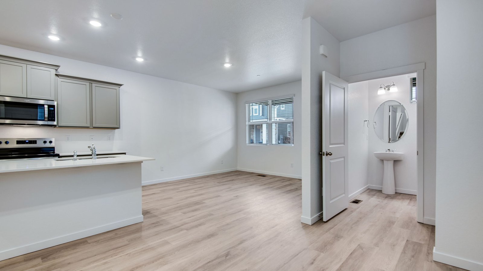 Melbourne Floor plan by D.R. Horton