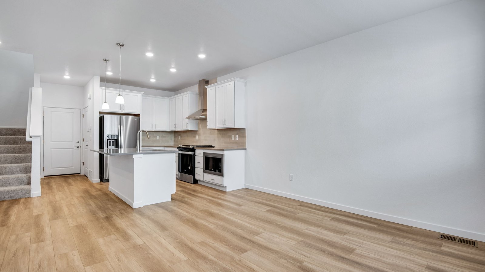 Layout of new home Melbourne floor plan in Settler's Crossing community