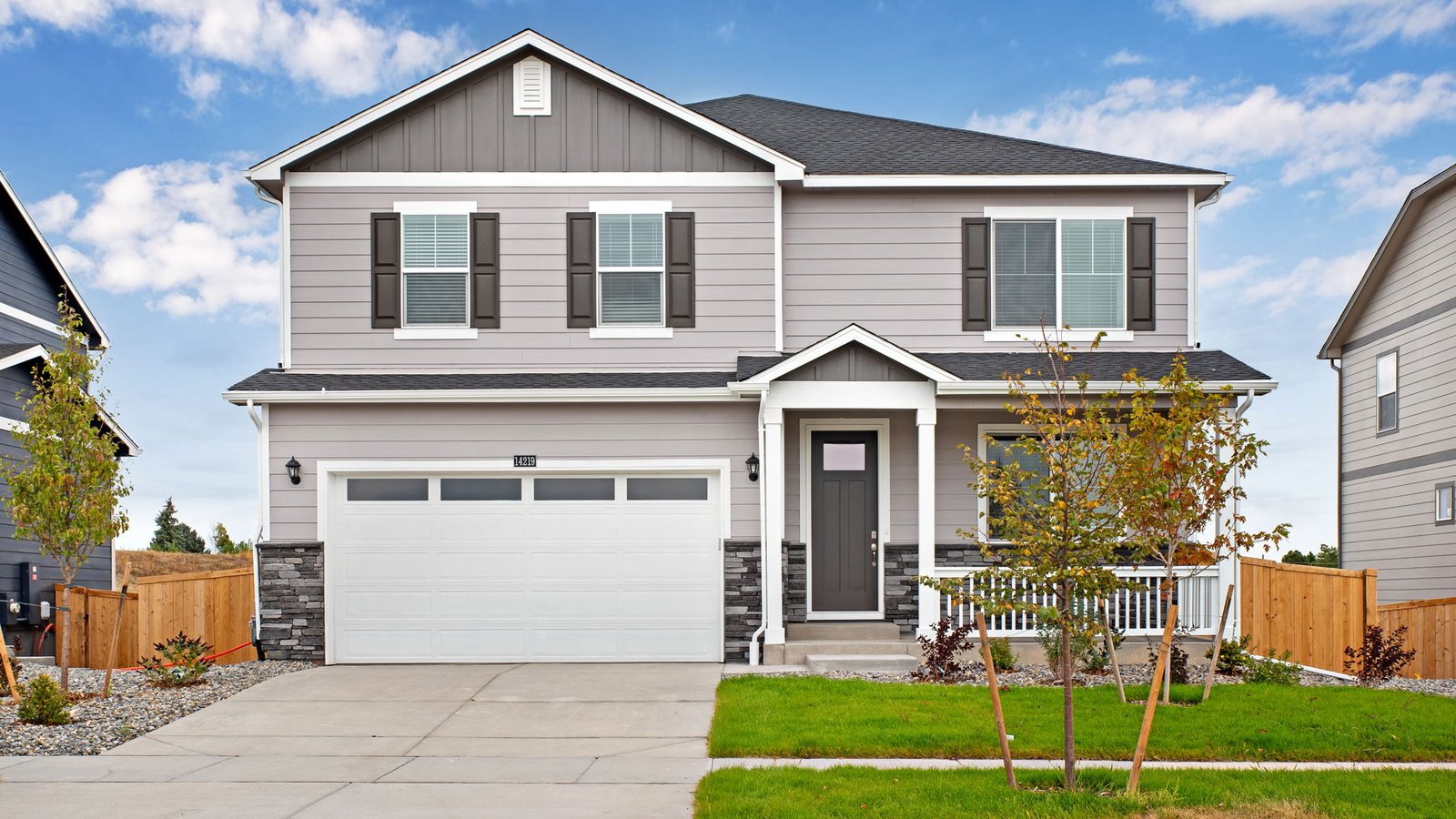 Exterior of Henley floor plan at Settler's Crossing Community
