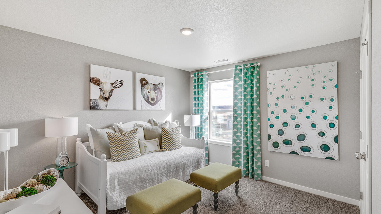 Secondary bedroom in Commerce City at new home community Settler's Crossing