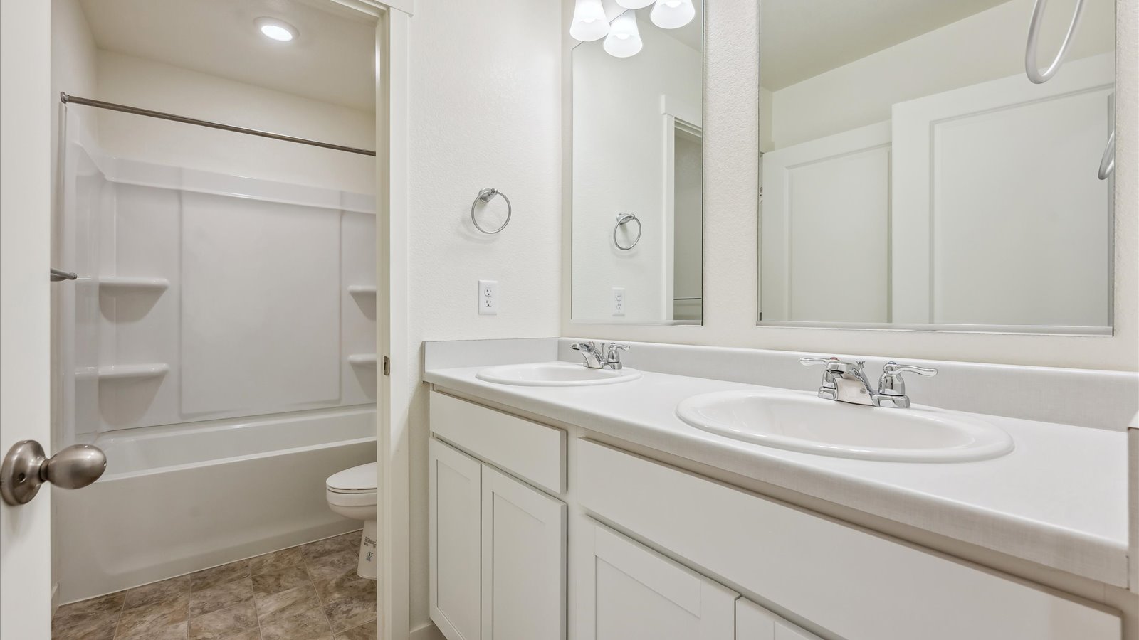 secondary bath new home
