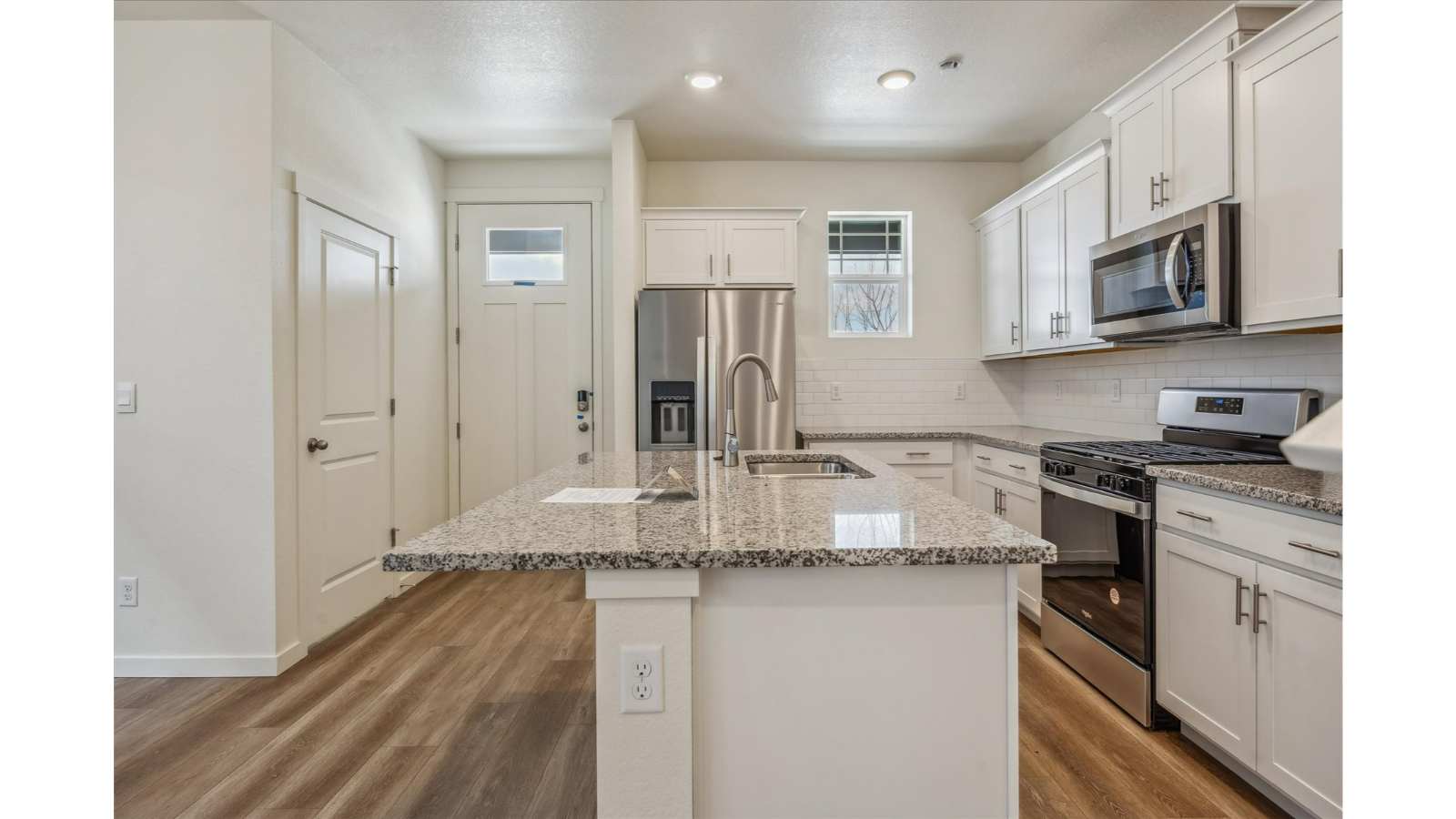 Paired Homes at Settlers Crossing by D.R. Horton Floorplan