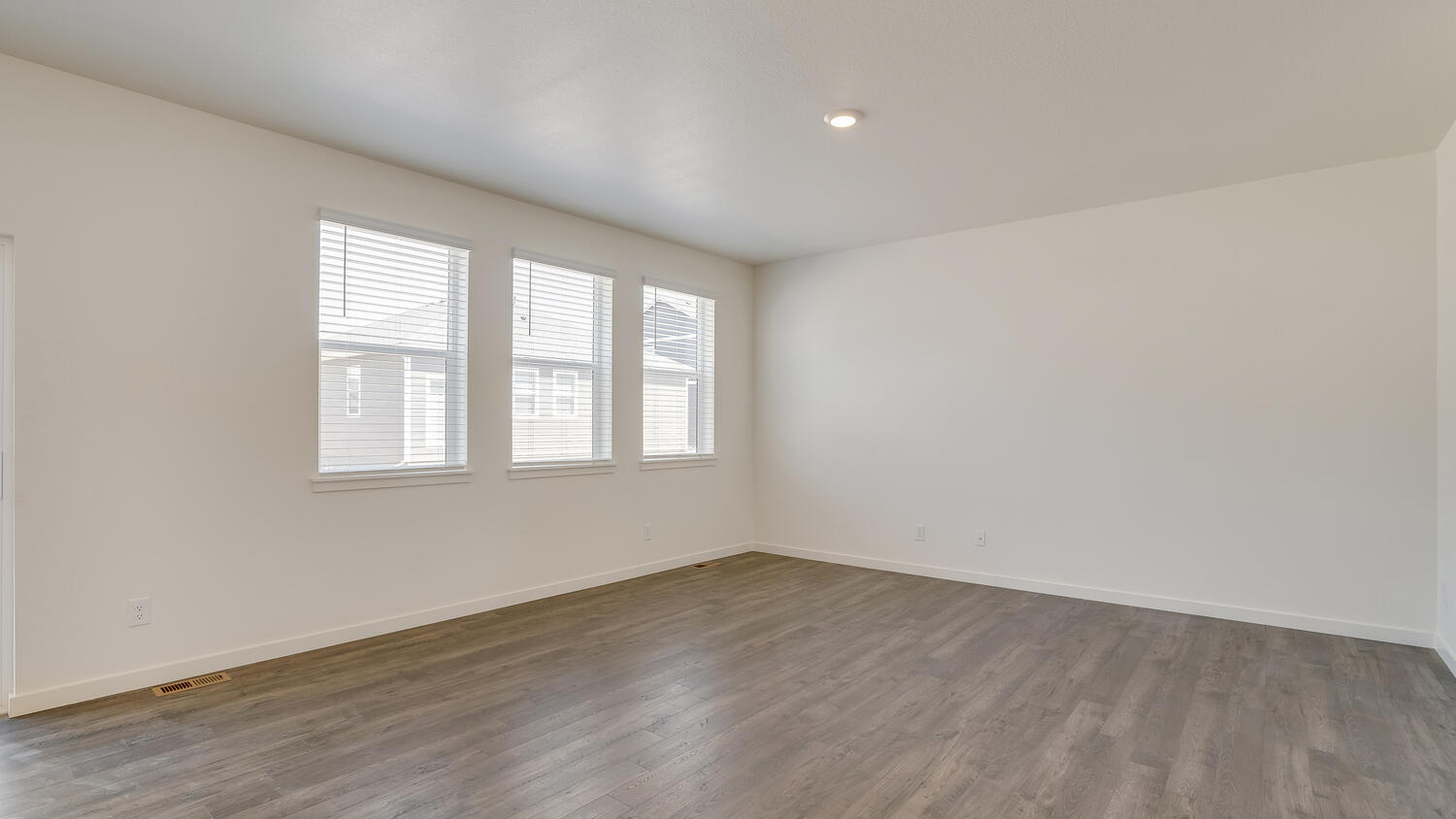 large living area in enw home