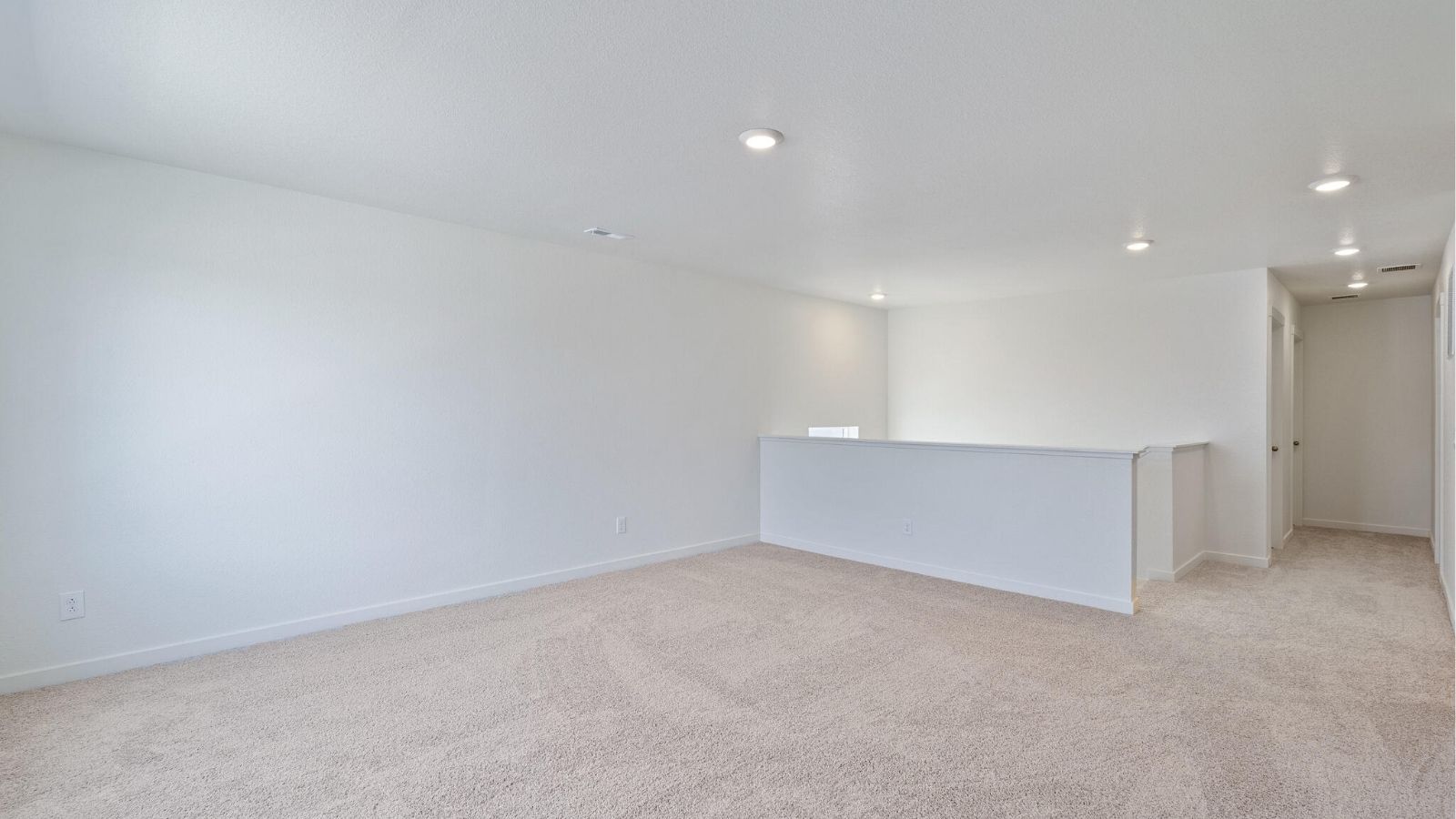 new home with loft in elizabeth colorado