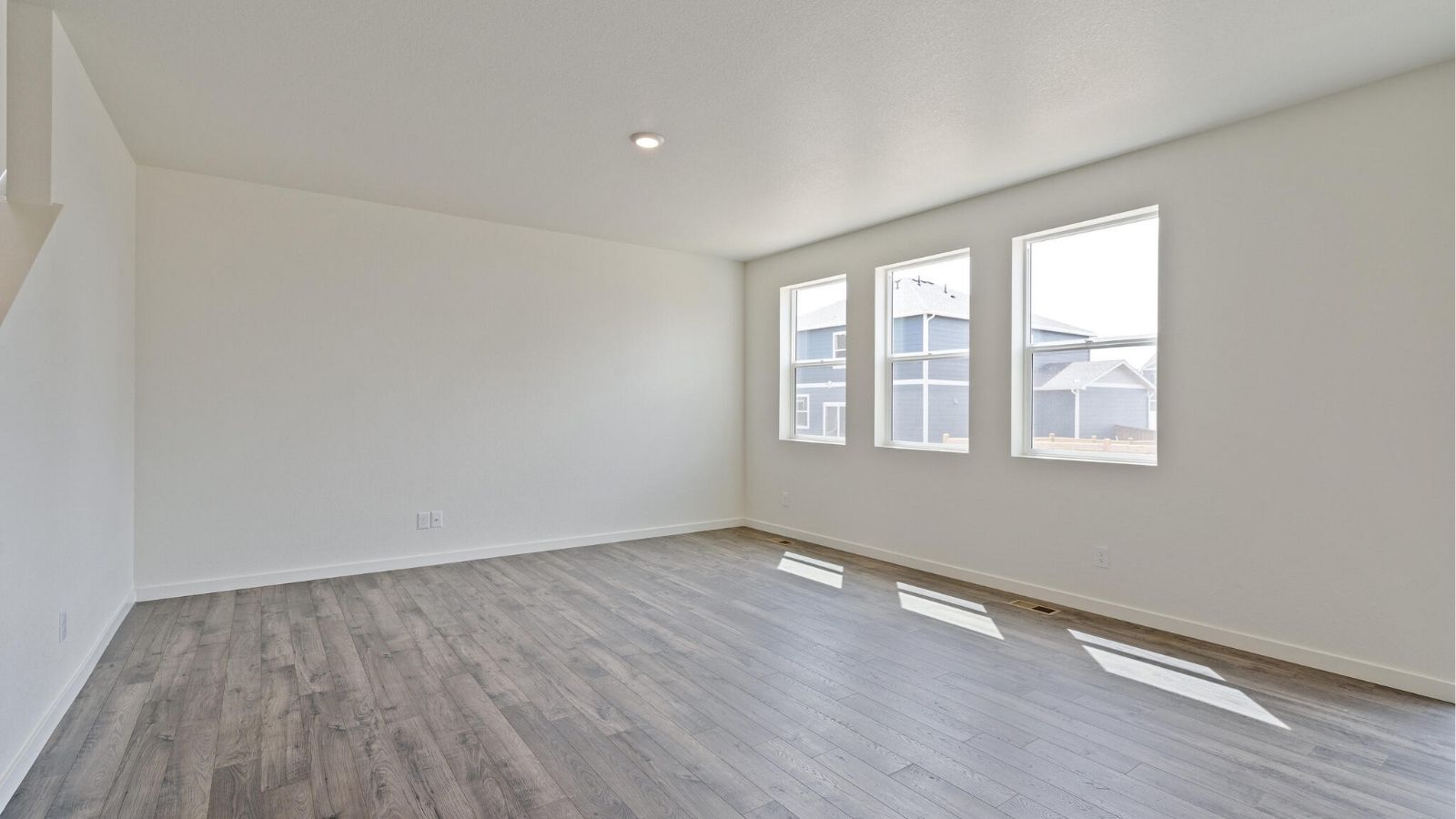 open concept new home in elizabeth colorado