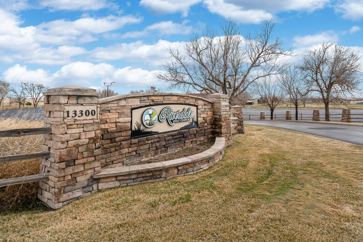 Entrance of Riverdale Golf Course