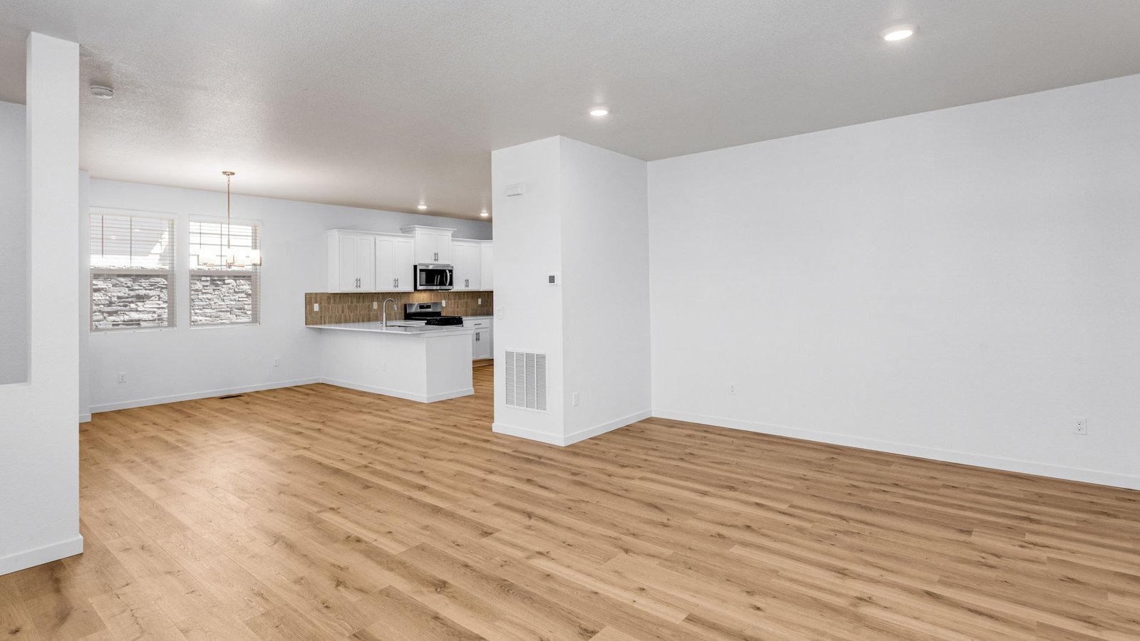 Open concept first floor layout in home in Aurora Colorado