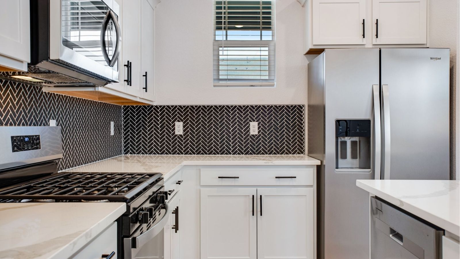 New FInishes in modern ktichen