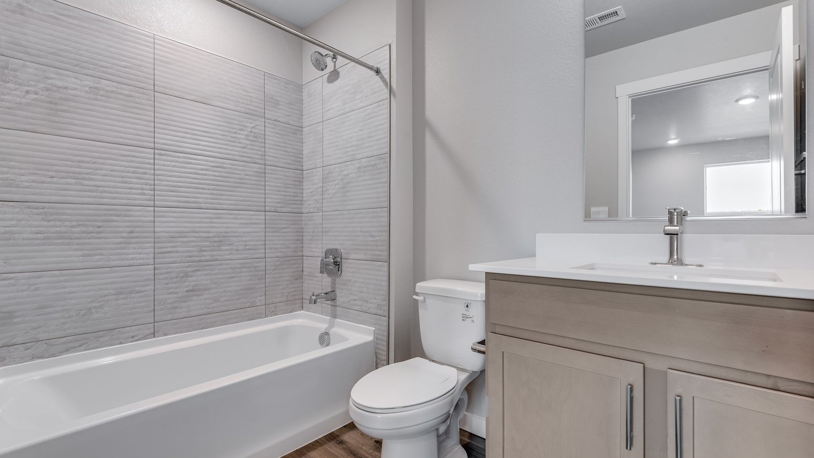 secondary bath