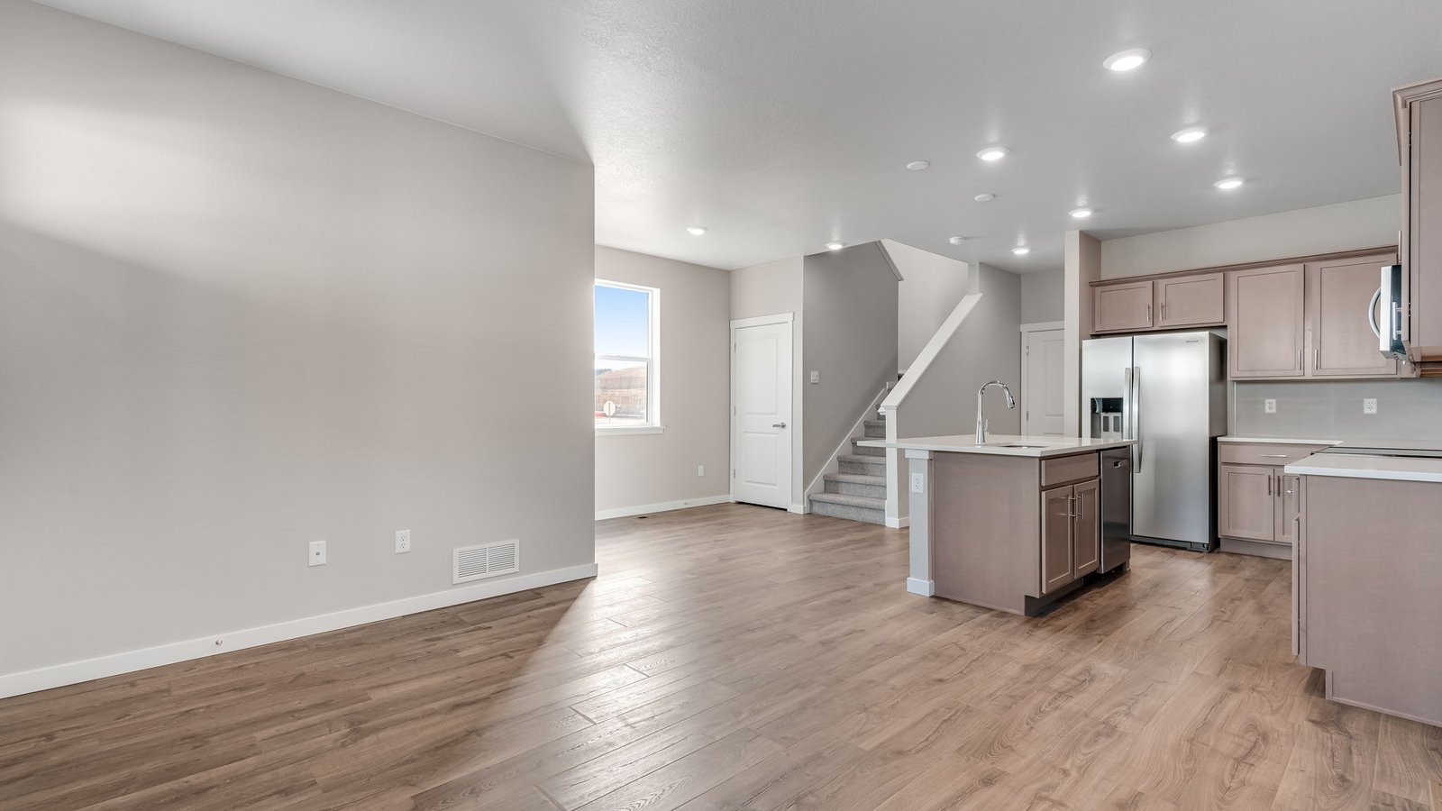 Horizon Uptown Melbourne plan with open floor concept, natural light, and thoughtfully arranged rooms
