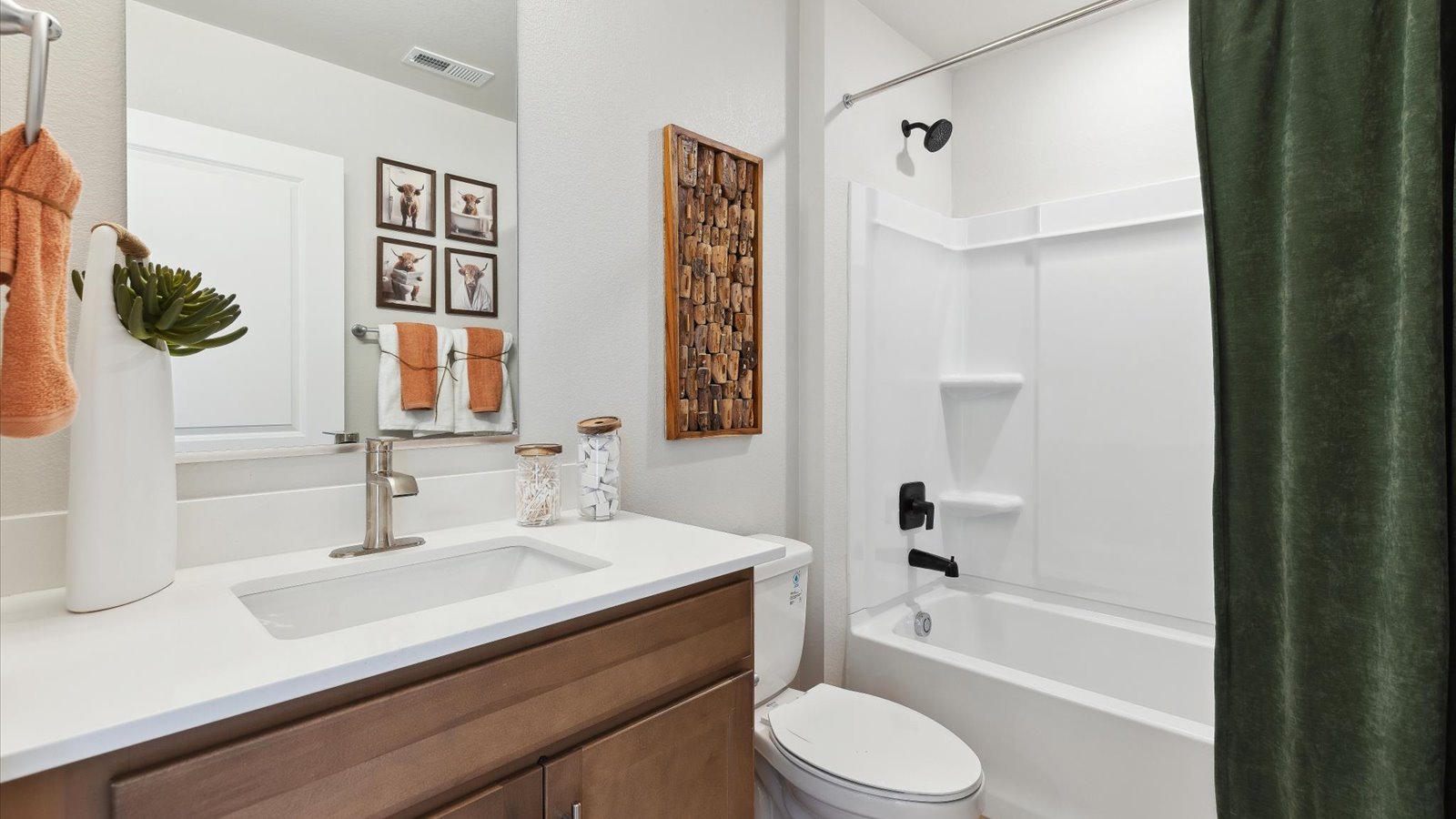 Horizon Uptown Augusta bathroom with functional layout and stylish details