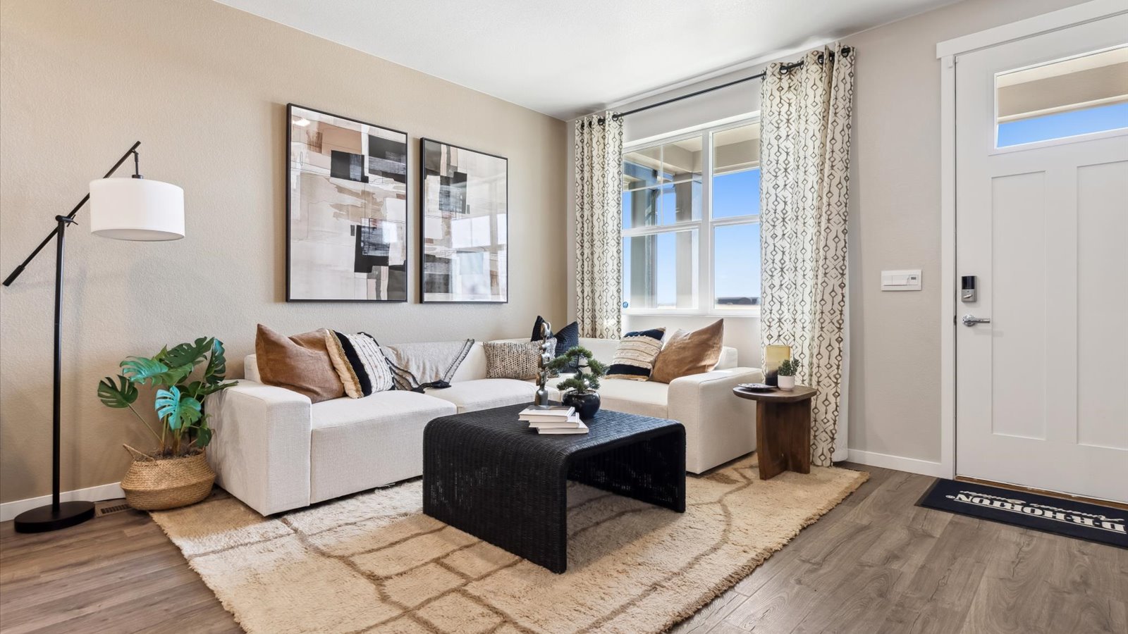 New Homes in Aurora, Colorado at Horizon Uptown by D.R. Horton