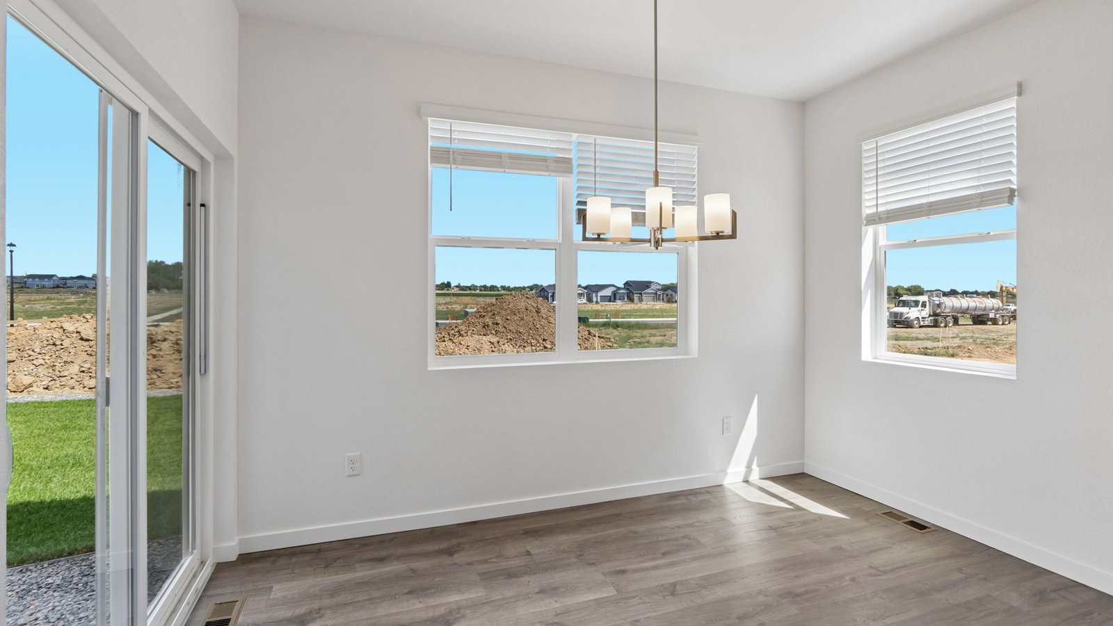 Bright dining space offering a comfortable setting for everyday meals.