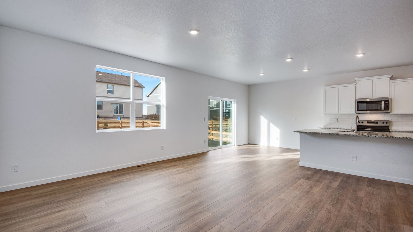Open concept Henley floor plan of new D.R. Horton home in Silver Peaks Community