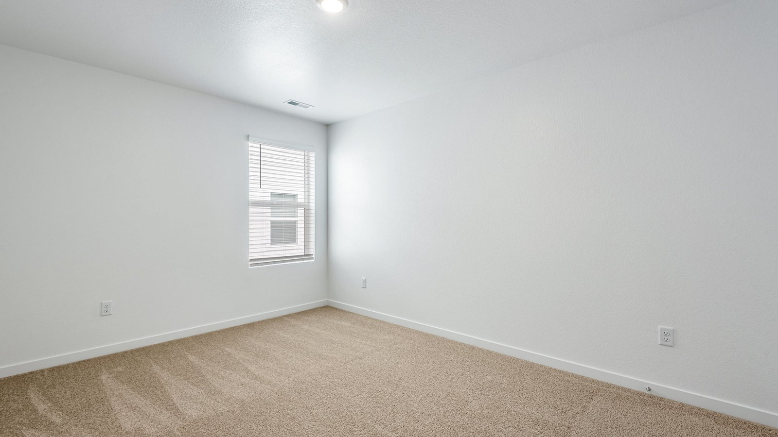 Secondary bedroom in new home in LOchbuie Colorado