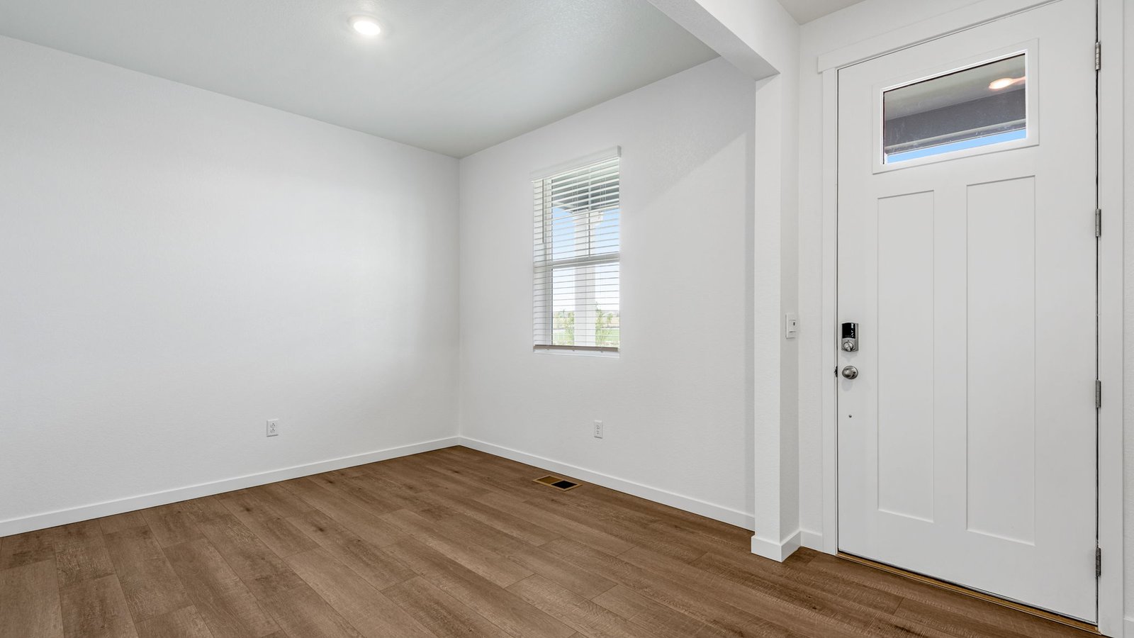 Versatile entryway space of new home in Lochbuie Colorado