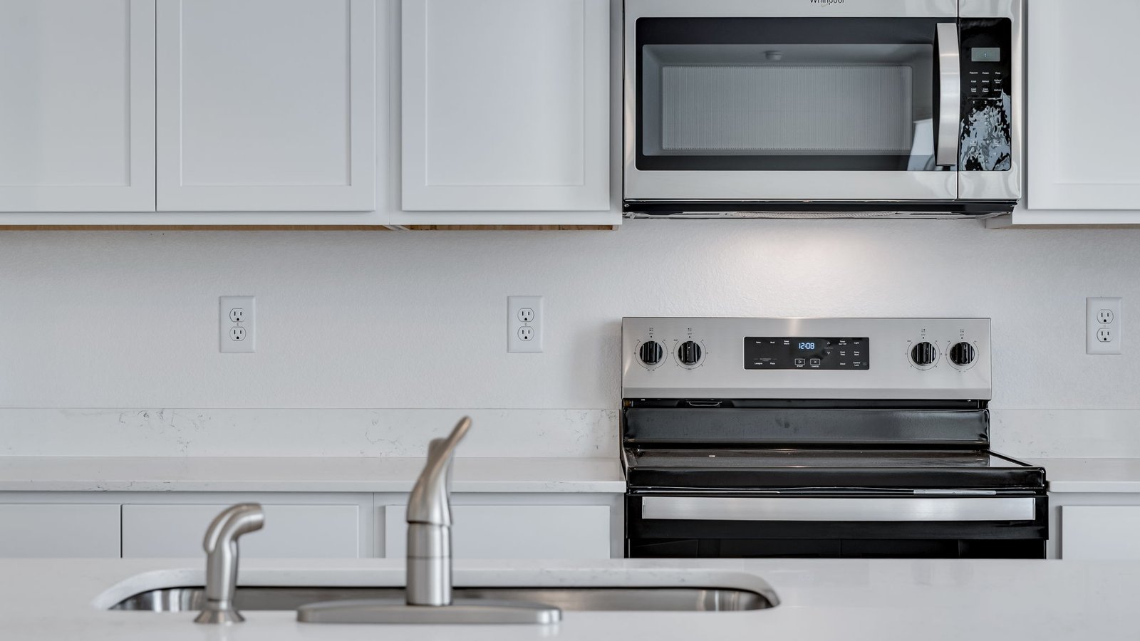 kitchen appliances in new colorado construction home