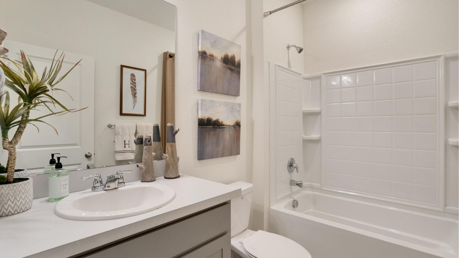 secondary bathroom in new home