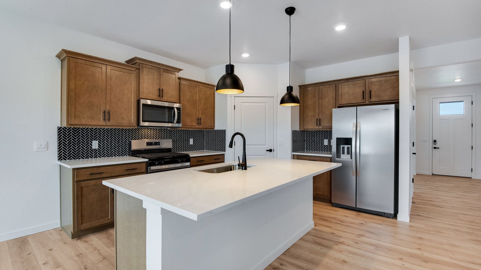 Spacious kitchen island of new home at Lakeside Canyon