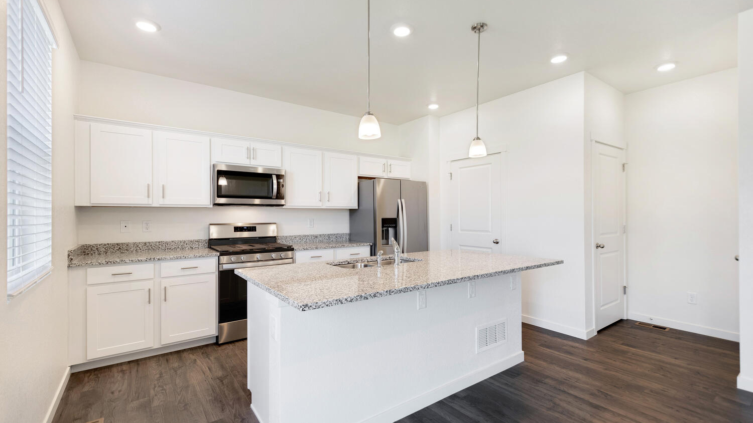 new homes in greeley with big kitchenq