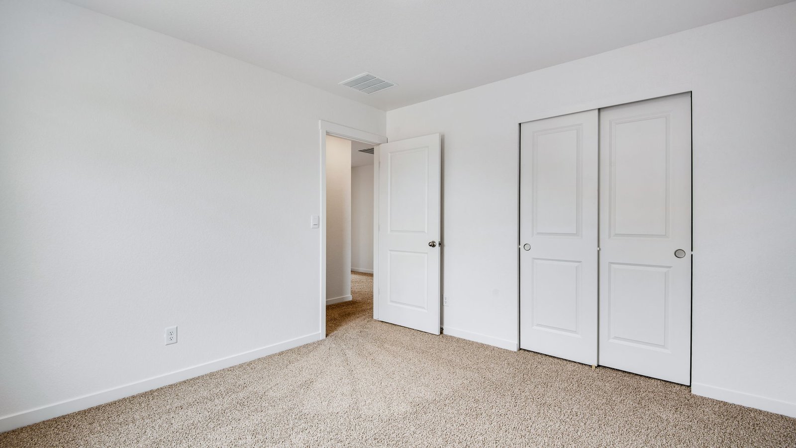 Secondary bedroom in Pendleton floor plan in Colorado