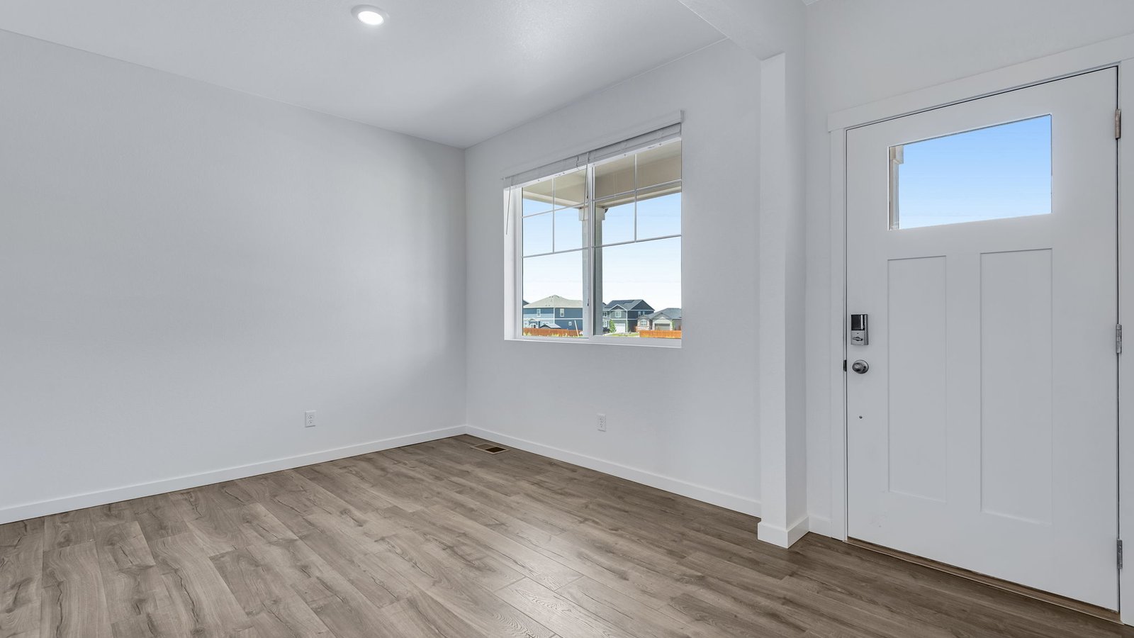 Entryway space in new D.R. Horton home at Vista Meadows community in Fort Lupton Colorado