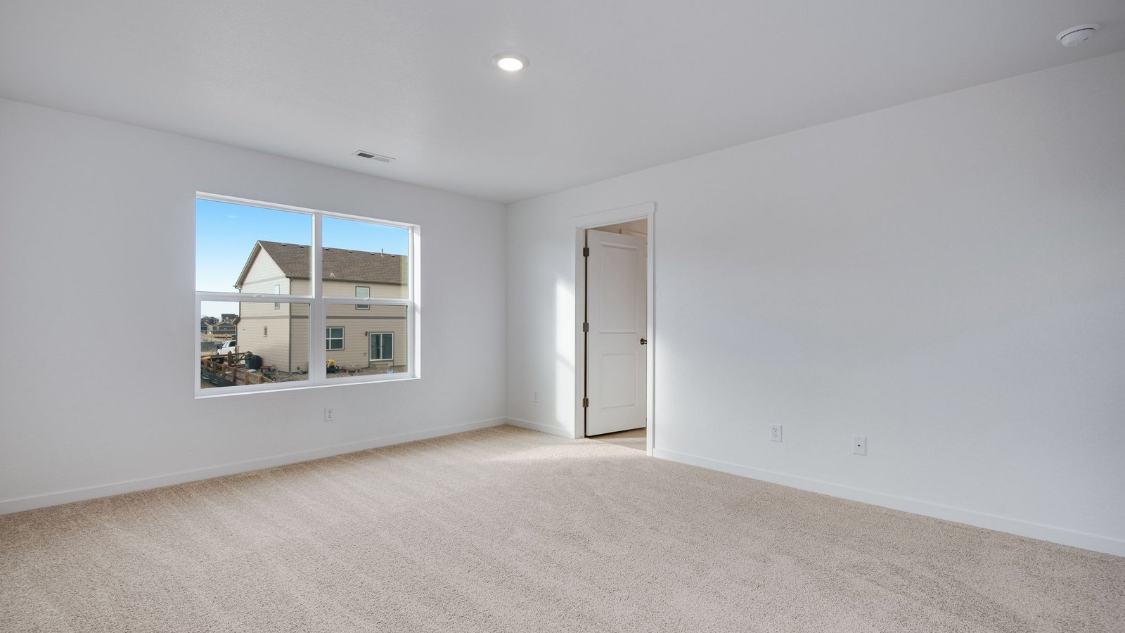 Primary Bedroom of Henley floor plan in Vista Meadows community