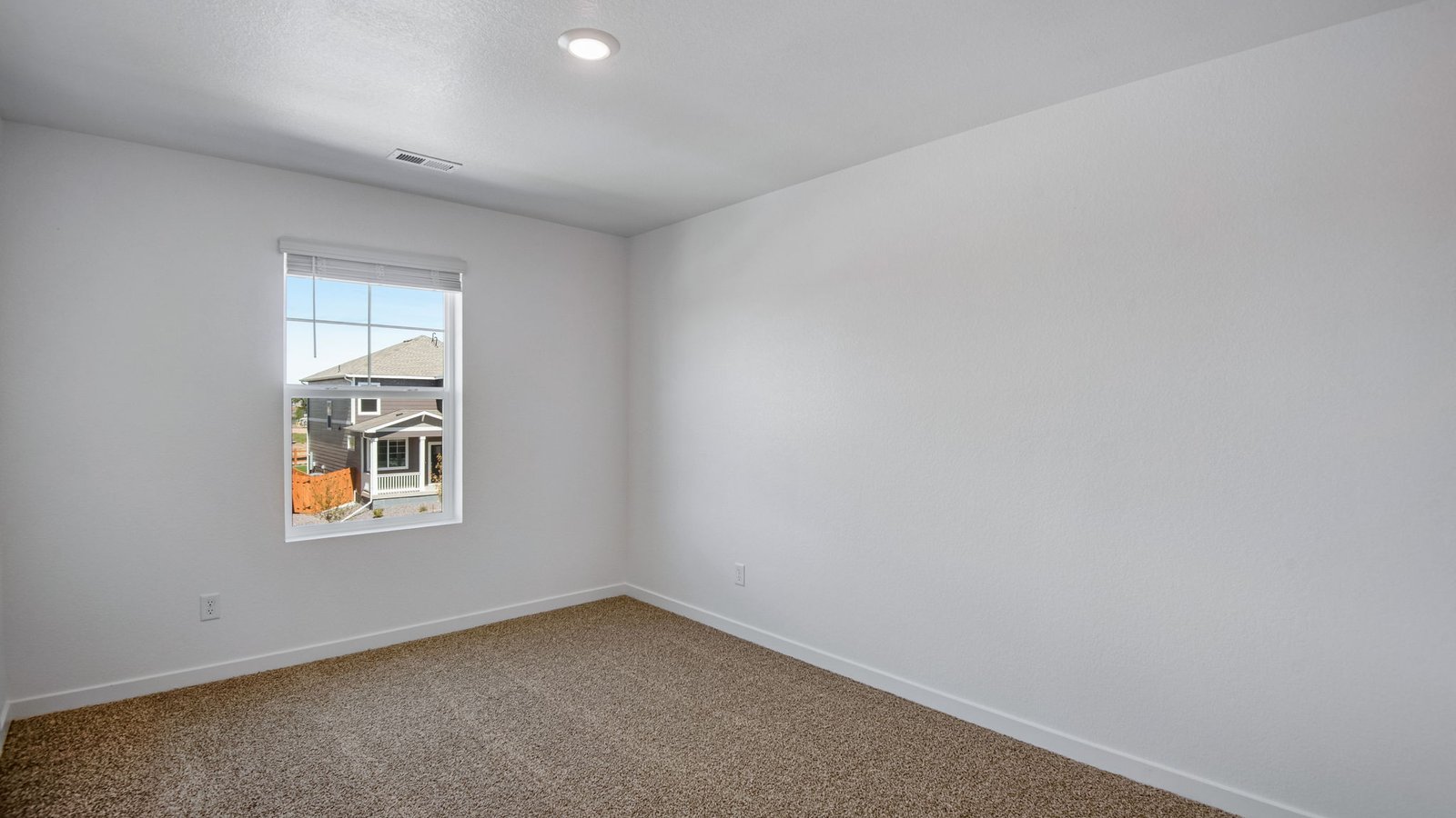 Secondary bedroom in Fort Lupton Colorado