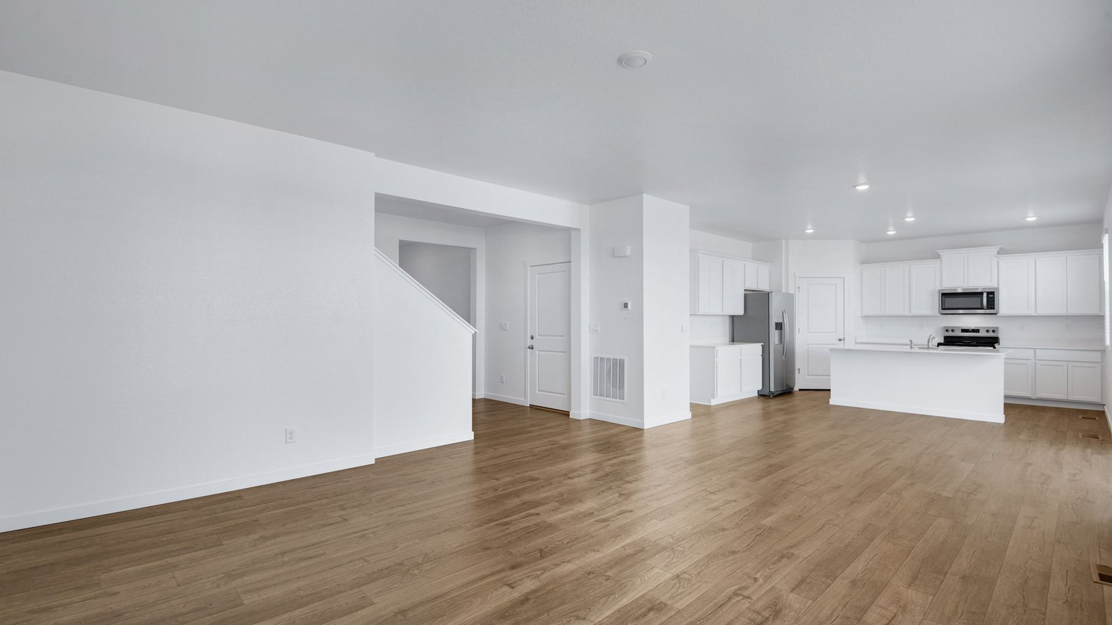 main floor of new d.r. horton fort lupton home`