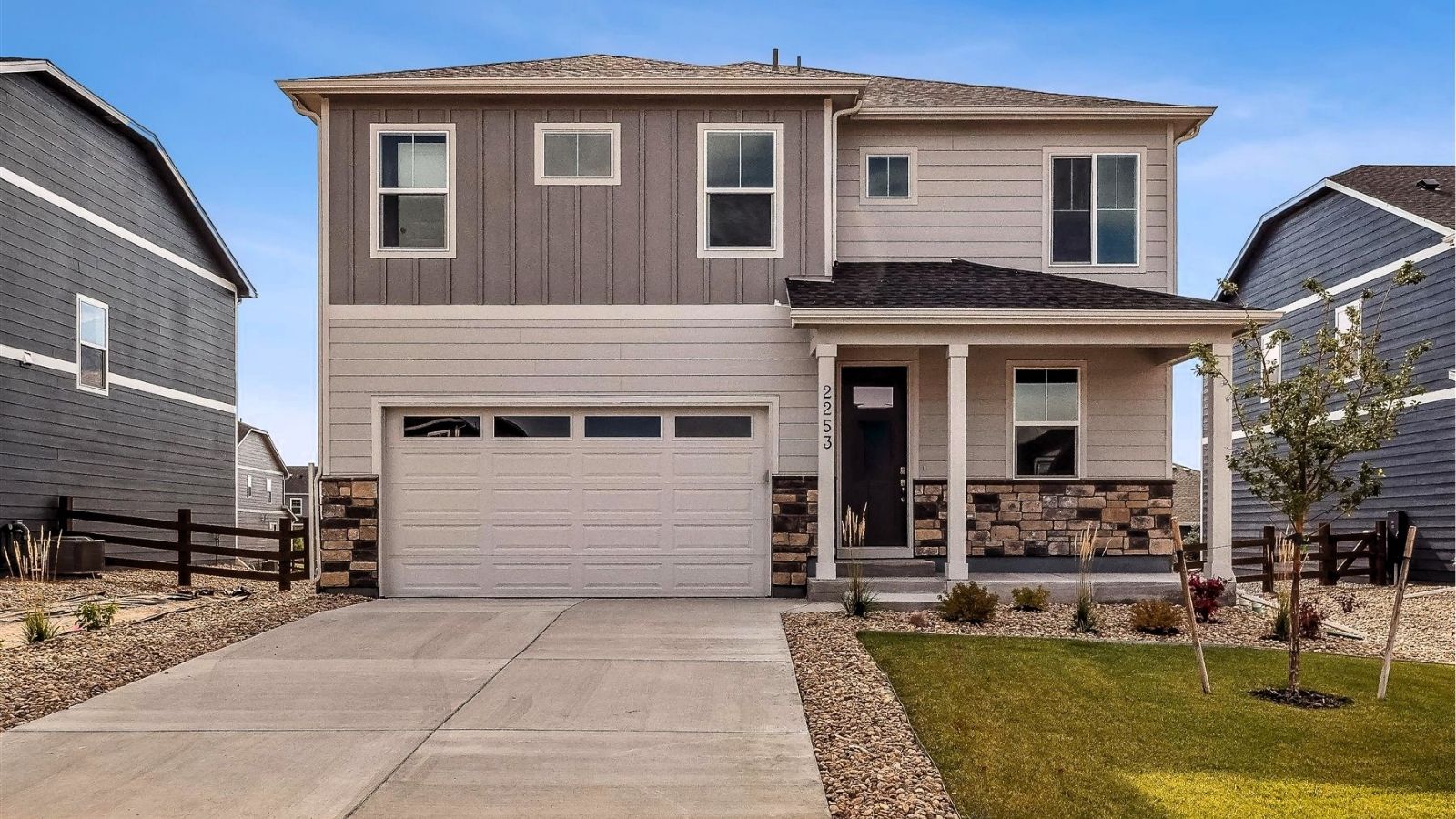 4736 Antler Way exterior