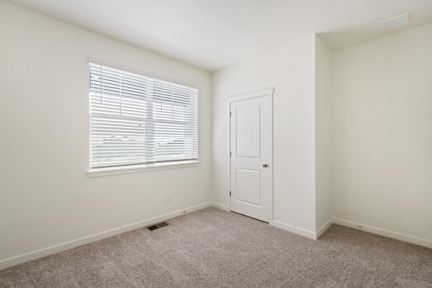 New Homes in Johnstown, CO at Ridge at Johnstown by D.R. Horton