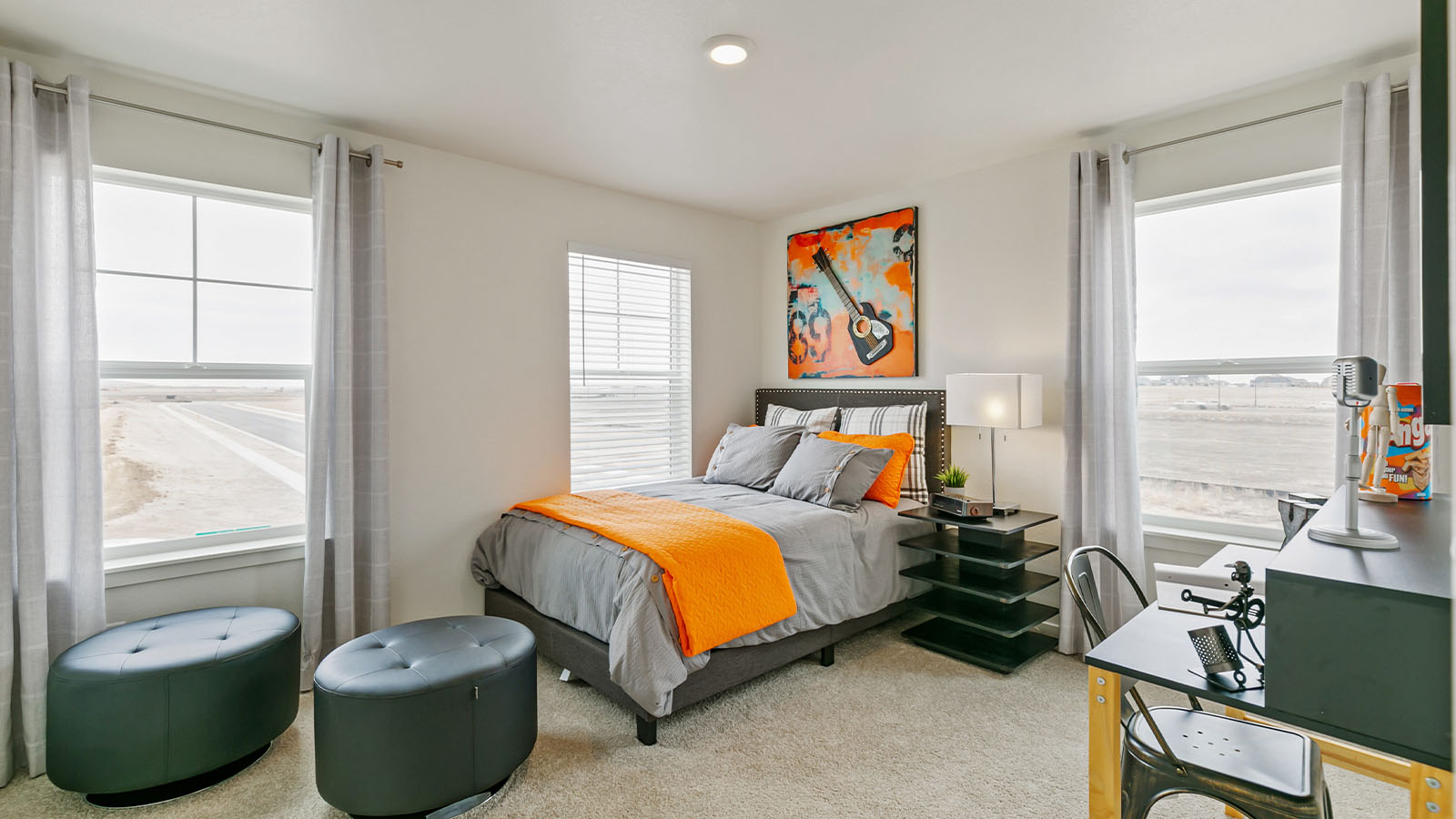 Guest bedroom