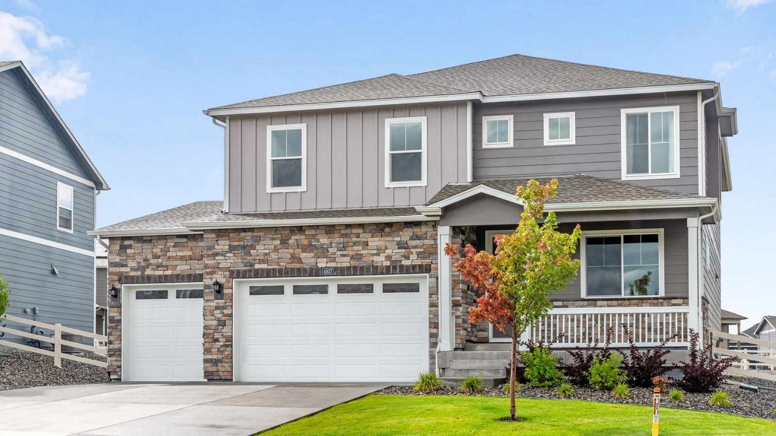 3-car new home in severance colorado