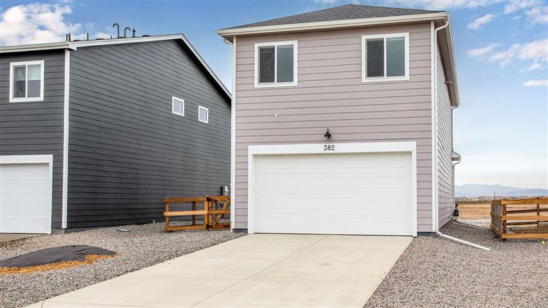 2 car garage in new home