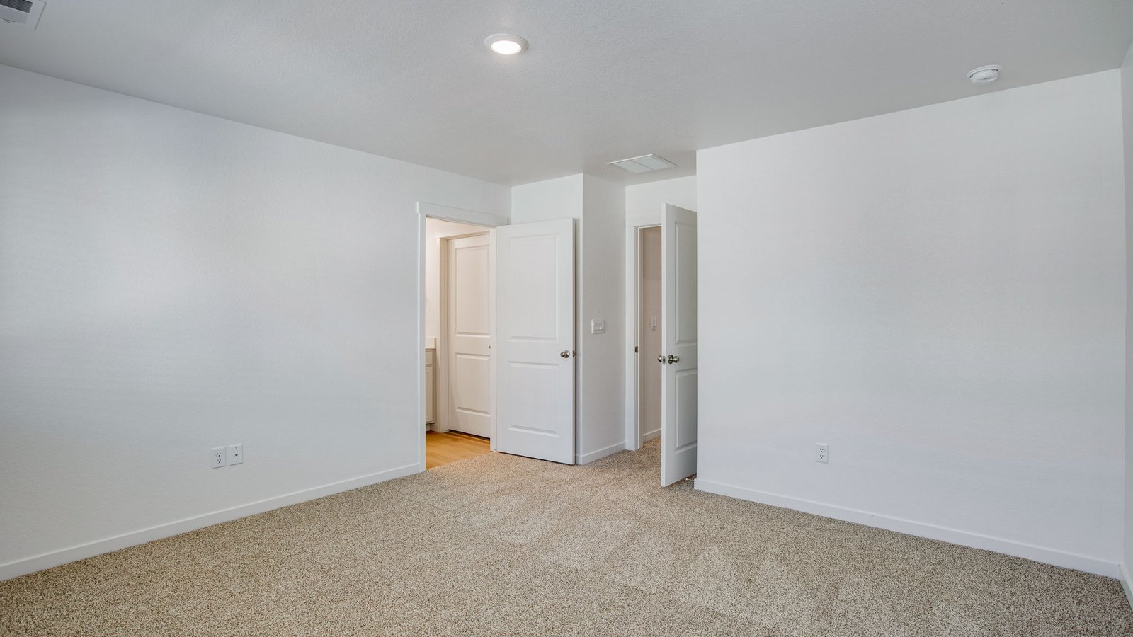 New construction bedroom in D.R. Horton home