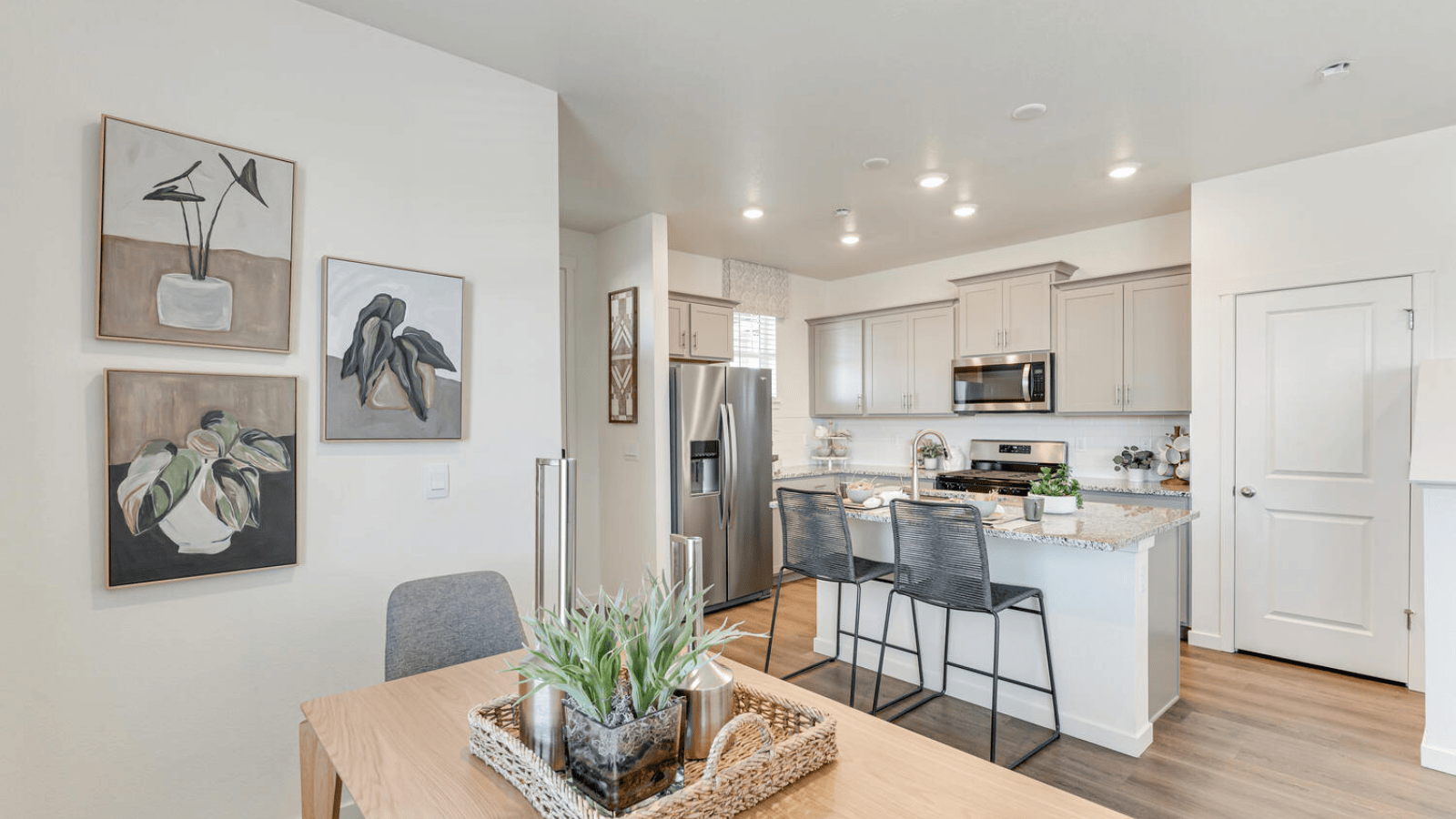 Dining and kitchen in new D.R. Horton home in Johnstown, CO
