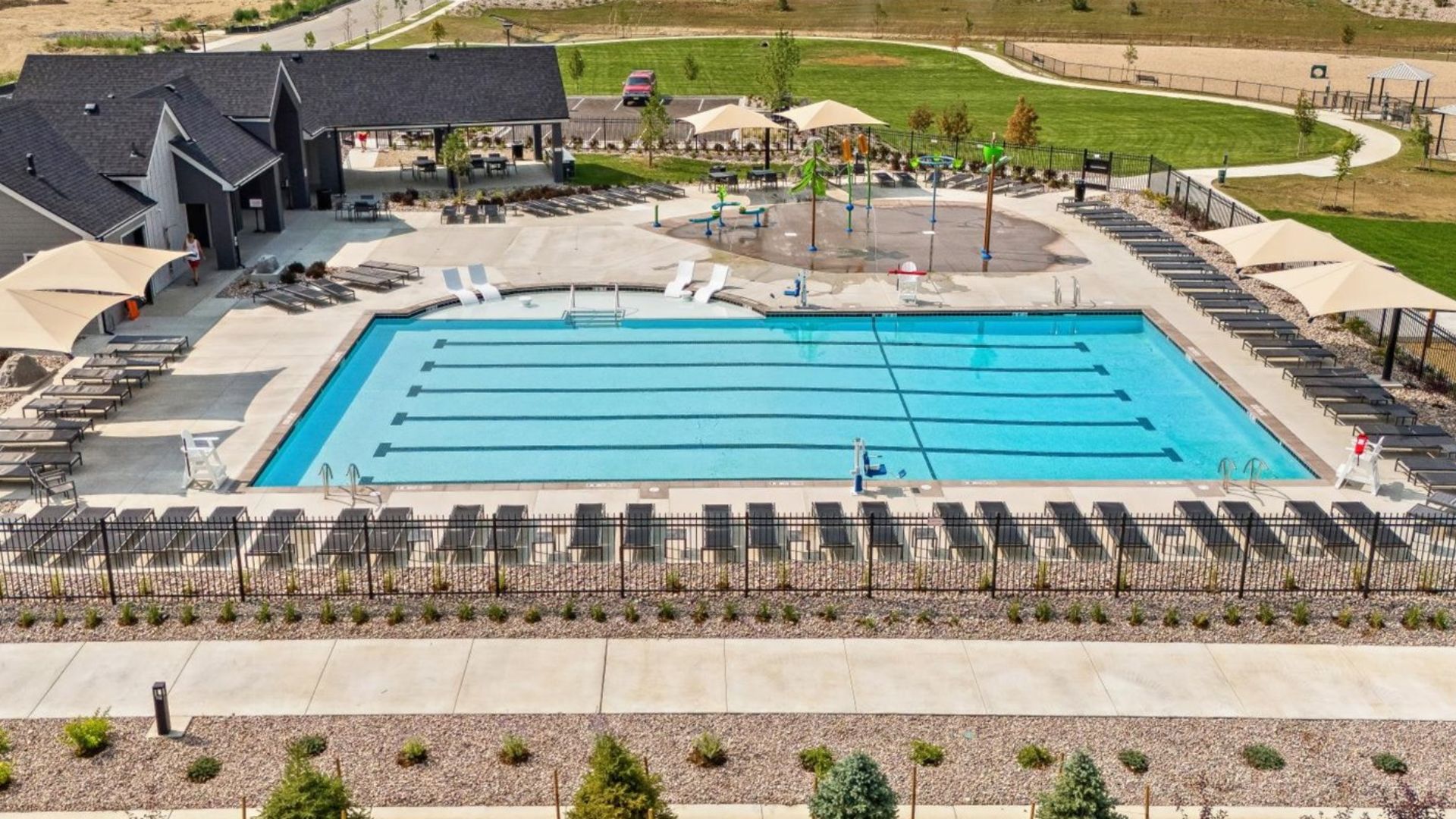 Villas at Vantage Community Pool