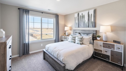 Hennessy Fifth Bedroom at Trails at Crowfoot by D.R. Horton