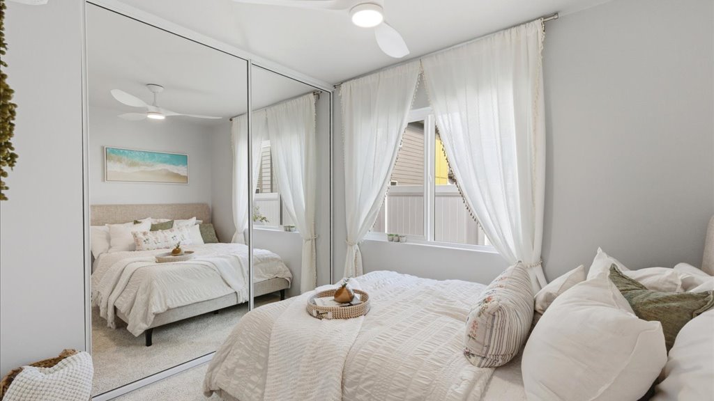 Interior bedroom office with sliding doors closet