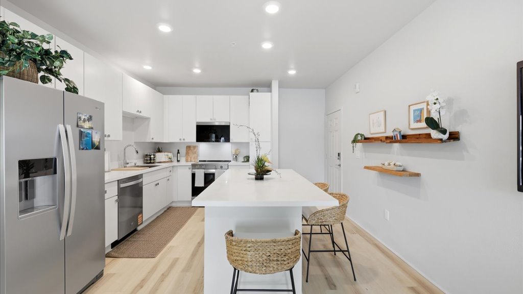 Interior kitchen with stainless steel appliances