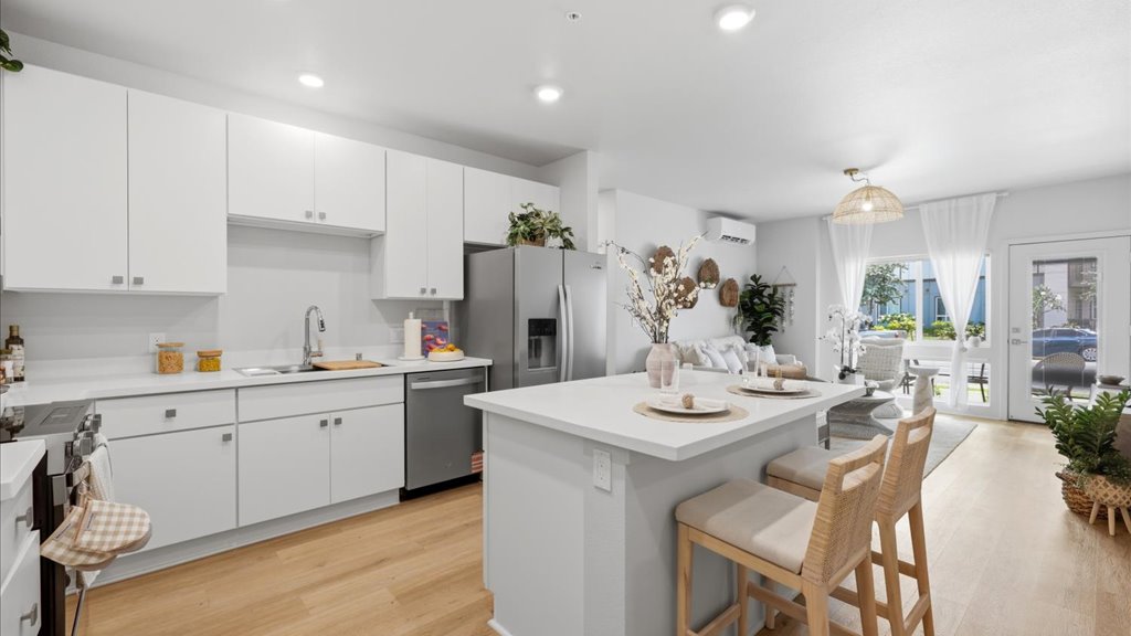Interior kitchen with stainless steel appliances