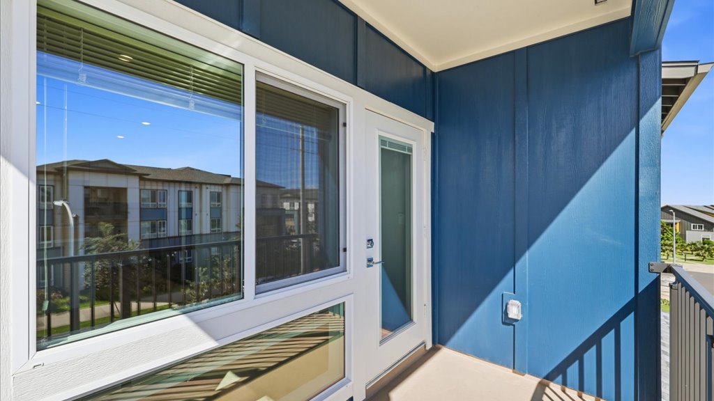 Exterior lanai or balcony