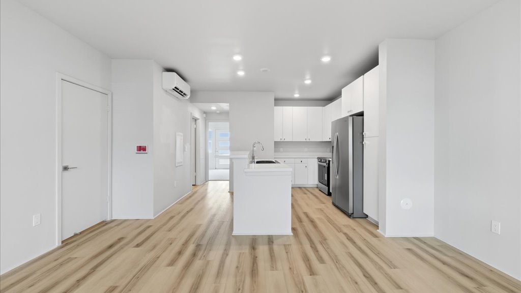 Interior kitchen with stainless steel appliances