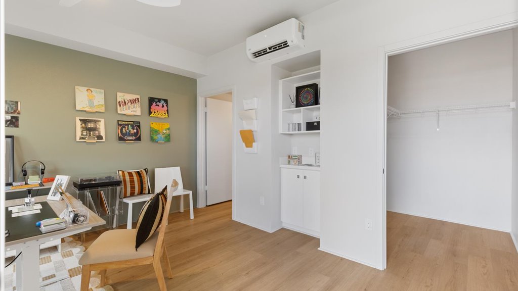 Interior flex office space with desk