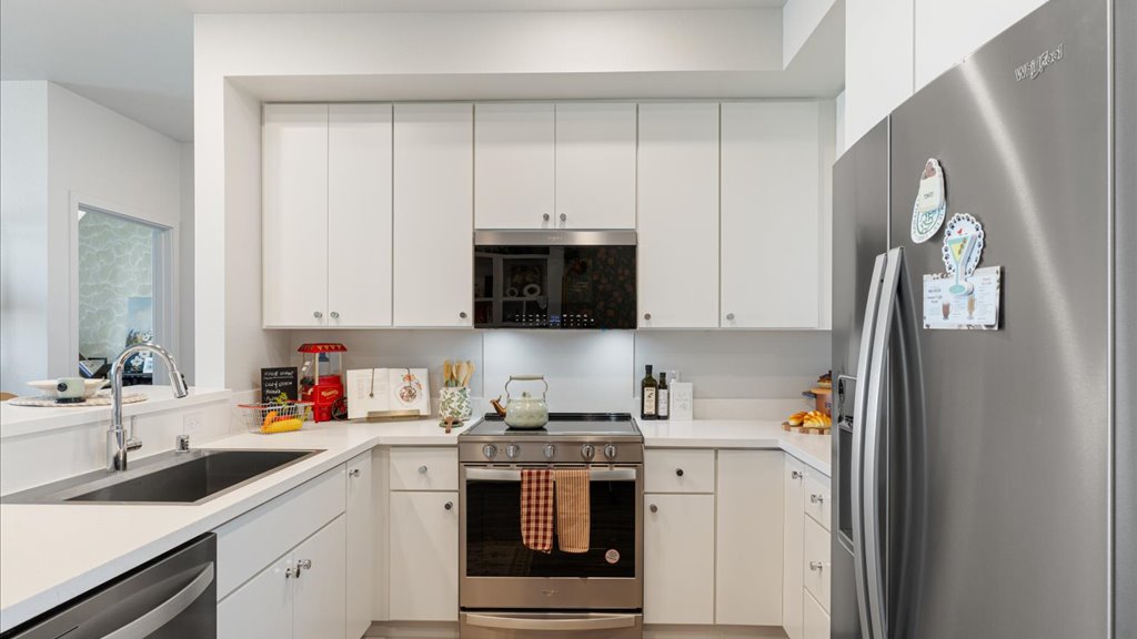 Interior kitchen with stainless steel appliances