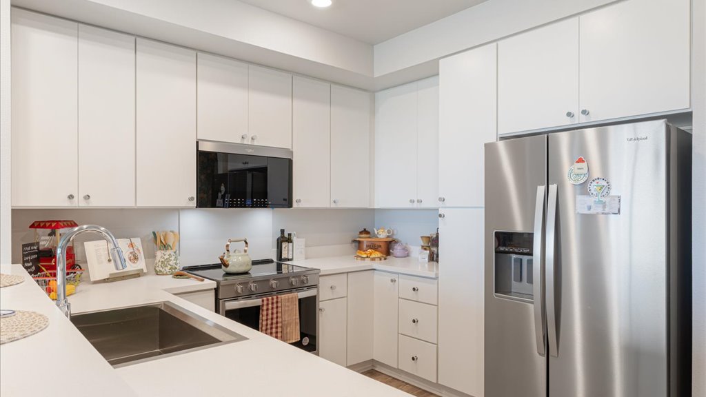 Interior kitchen with stainless steel appliances